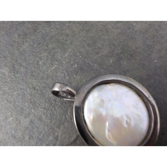 Vintage Sterling Diamond Baroque Mabe Pearl Pendant - Picture 6 of 7
